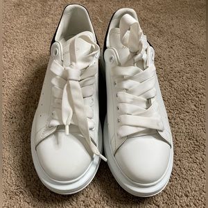 Alexander McQueen Oversized Leather Platform Sneakers